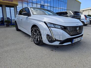 Peugeot 308 , 16.900 €, 2023. Hečbek, Benzin | 1199 cm3, 31.251 km, 95kW (129 KS), Manuelni 6 brzina, 4/5 vrata, 5 sedišta, Kragujevac