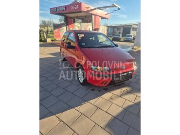Fiat Punto 16v (može zamena), 1.150 €, 2000. Hečbek, Benzin | 1242 cm3, 189.410 km, 59kW (80 KS), Manuelni 6 brzina, 2/3 vrata, 5 sedišta, Pukovac