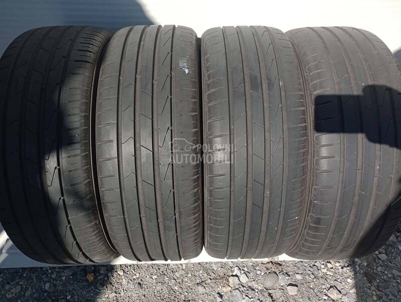 Hankook 215/45 R18 Letnja