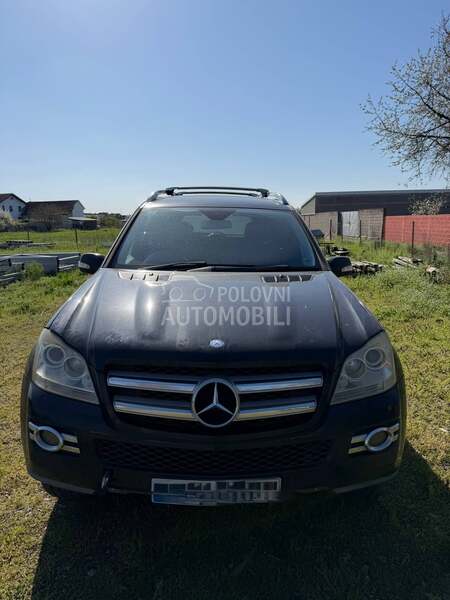 Mercedes Benz GL Klasa x164 2008. god. -  kompletan auto u delovima