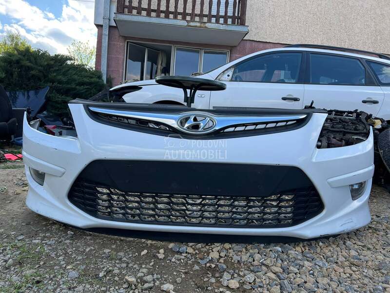 Branik Prednji za Hyundai i30 od 2008. do 2012. god.