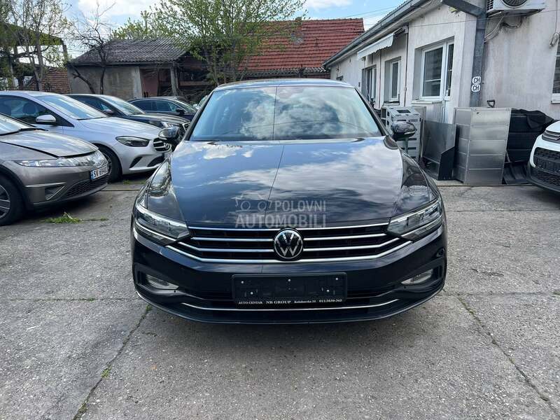 Volkswagen Passat 2022 photo 2