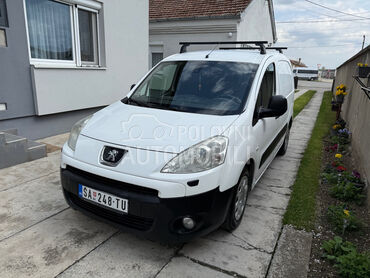 Peugeot Partner 1.6 HDI, 4.499 €, 2011. , 214.345 km, Van, Dizel, 1560 cm3, Manuelni menjač, Šabac