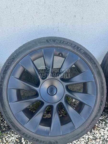 Aluminijumske felne TESLA 20" 5 x 114.3