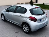 Peugeot 208 1.6 blue-hdi (može zamena)