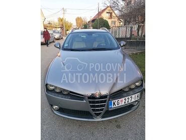 Alfa Romeo 159  (može zamena), Po dogovoru, 2008. Karavan, Dizel | 1910 cm3, 230.000 km, 110kW (150 KS), Automatski / poluautomatski, 4/5 vrata, 5 sedišta, Kragujevac