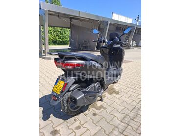 Aprilia sxr 50, 2.000 €, 2023. , 50 cm3, 12.000 km, 2kW (3 KS), Scooter, Leskovac