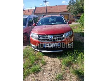 Dacia Stepway 1.o, 4.400 €, 2015. Limuzina, Benzin | 900 cm3, 174.000 km, 66kW (90 KS), Manuelni 5 brzina, 4/5 vrata, 5 sedišta, Pančevo