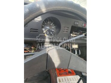 Volkswagen Golf 1 , 1.400 €, 1977. Hečbek, Benzin | 1100 cm3, 77.000 km, 55kW (75 KS), Manuelni 4 brzine, 2/3 vrata, 5 sedišta, Negotin