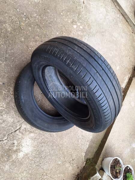 Michelin 215/65 R17 Letnja