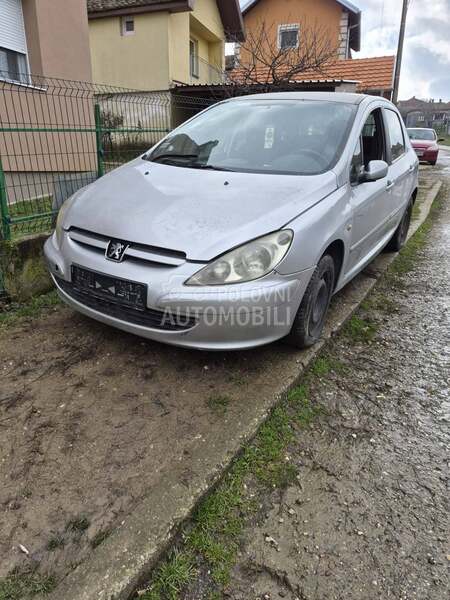Peugeot 307 -  kompletan auto u delovima
