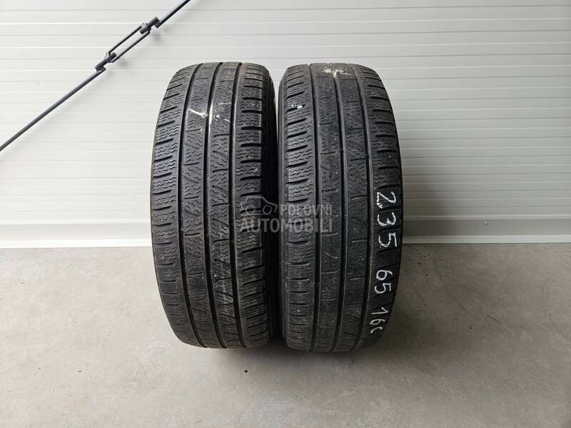 Pirelli 235/65 R16 Zimska