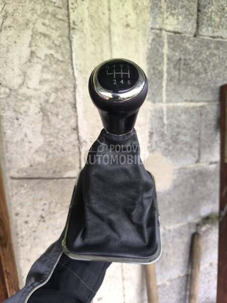 Rucica menjaca 6 brzina za Volkswagen Touareg od 2003. do 2010. god.