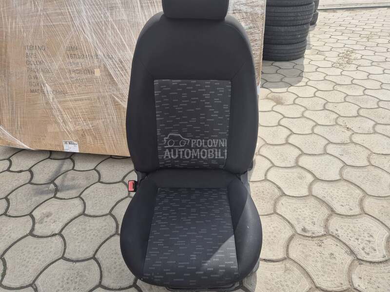 vozacevo sediste za Opel Combo od 2010. do 2022. god.