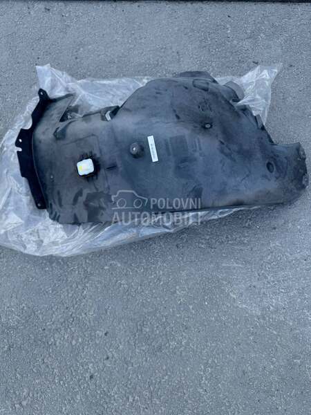 Zadnje desno potkrilo za Porsche 911 od 2018. do 2025. god.