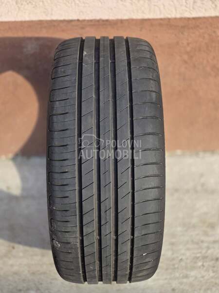 Goodyear 225/40 R18 Letnja