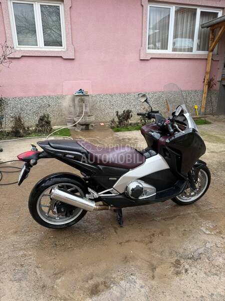 Tora auspuh za nc700 INTEGRA