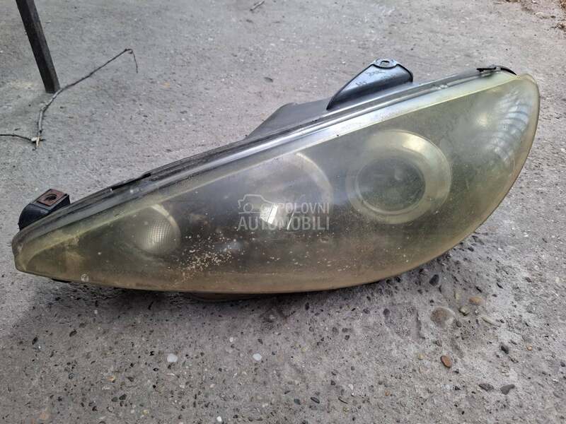 levi far sa projektorom za Peugeot 206
