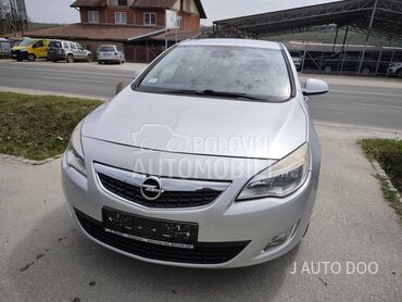 Opel Astra J 1.7 CDTI (može zamena), 4.700 €, 2010. Hečbek, Dizel | 1686 cm3, 210.532 km, 81kW (110 KS), Manuelni 6 brzina, 4/5 vrata, 5 sedišta, Kragujevac