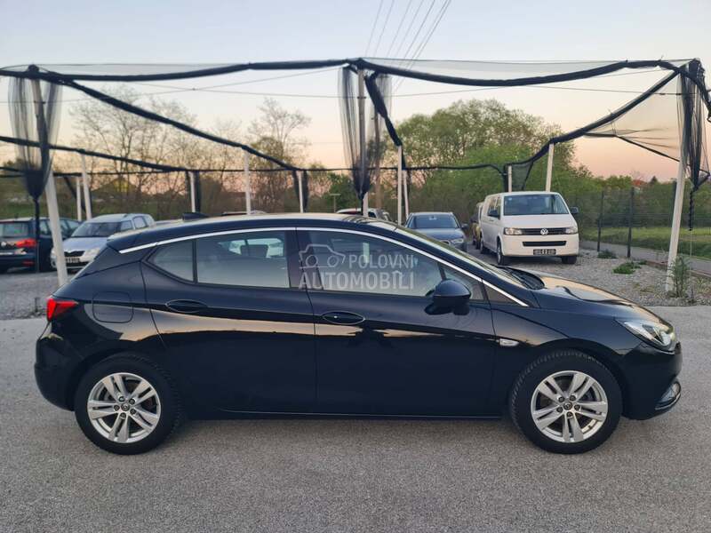 Opel Astra 2018 photo 5