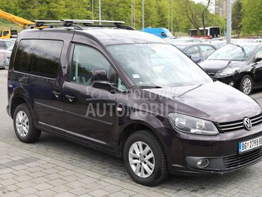 Volkswagen Caddy 1.6 TDI, 6.700 €, 2011. Monovolumen (MiniVan), Dizel | 1598 cm3, 332.000 km, 75kW (102 KS), Manuelni 5 brzina, 4/5 vrata, 5 sedišta, Zemun