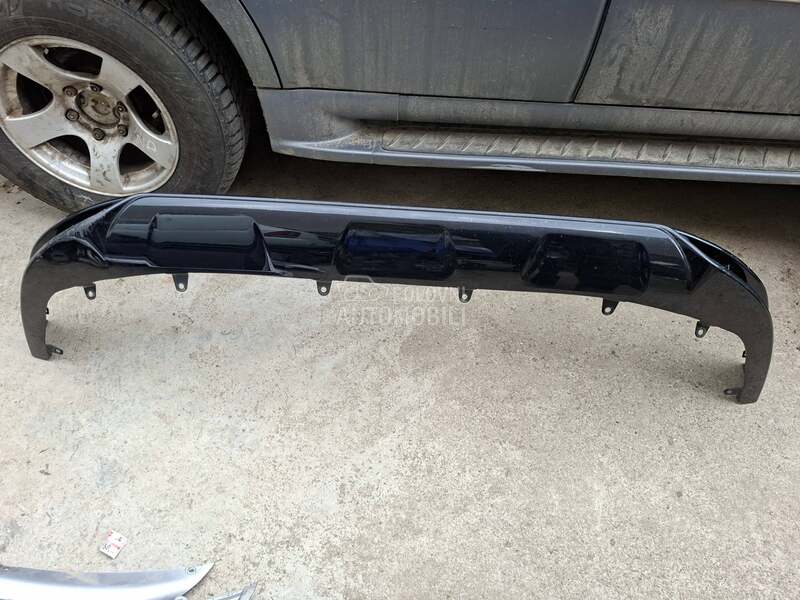 donji deo prednjeg branika za Toyota RAV 4