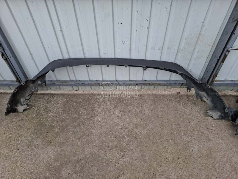 donji deo prednjeg branika za Toyota RAV 4