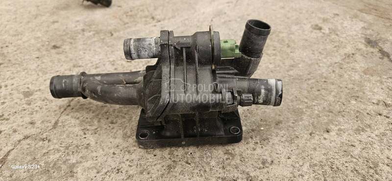 KUCISTE TERMOSTATA 1.6hdi za Citroen C4 za 2009. god.