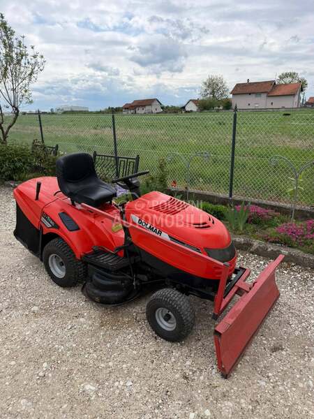 Traktor kosačica DOLMAR