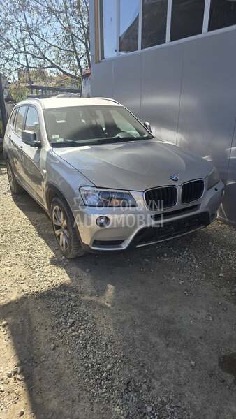 BMW X3 f25 2013. god. -  kompletan auto u delovima