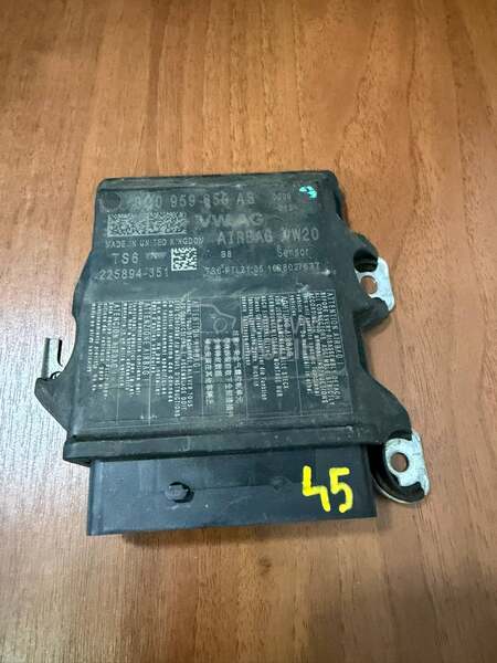 Airbag control unit module za Škoda Octavia