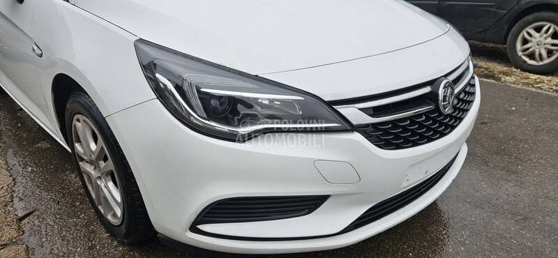 kompletan auto u delovima za Opel Astra K
