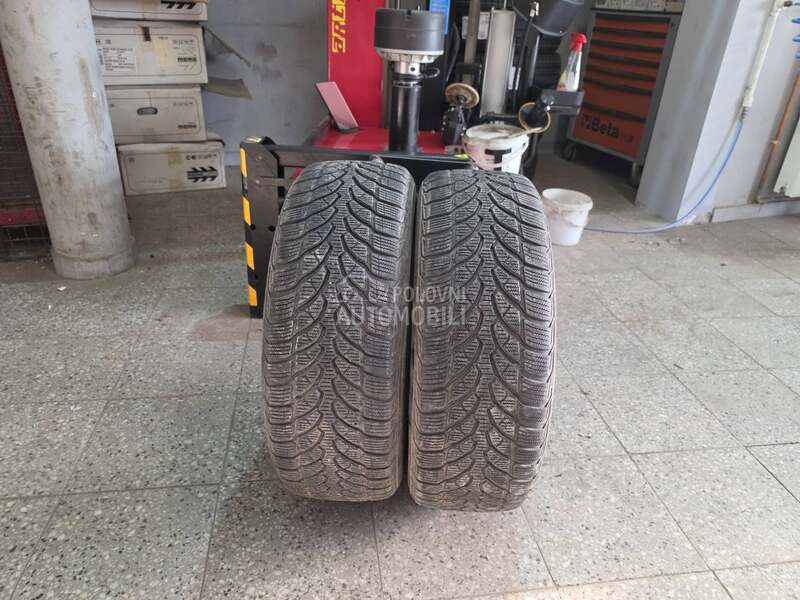 Bridgestone 205/60 R16 Zimska