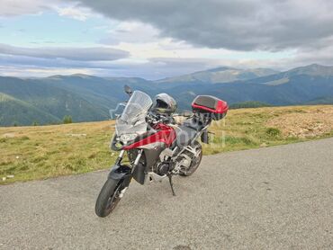 Honda crossrunner, 7.300 €, 2015. , 790 cm3, 40.000 km, 77kW (105 KS), Touring, Požarevac