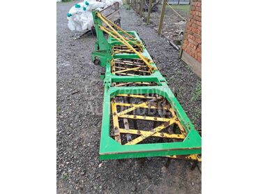 John Deere 5m, 1.800 €, 2005. , Drljače, Šid