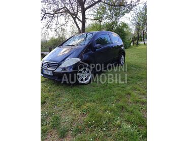 Mercedes Benz A 150  (može zamena), 2.299 €, 2005. Hečbek, Benzin + Gas (TNG) | 1498 cm3, 216.000 km, 70kW (95 KS), Manuelni 5 brzina, 2/3 vrata, 5 sedišta, Kragujevac