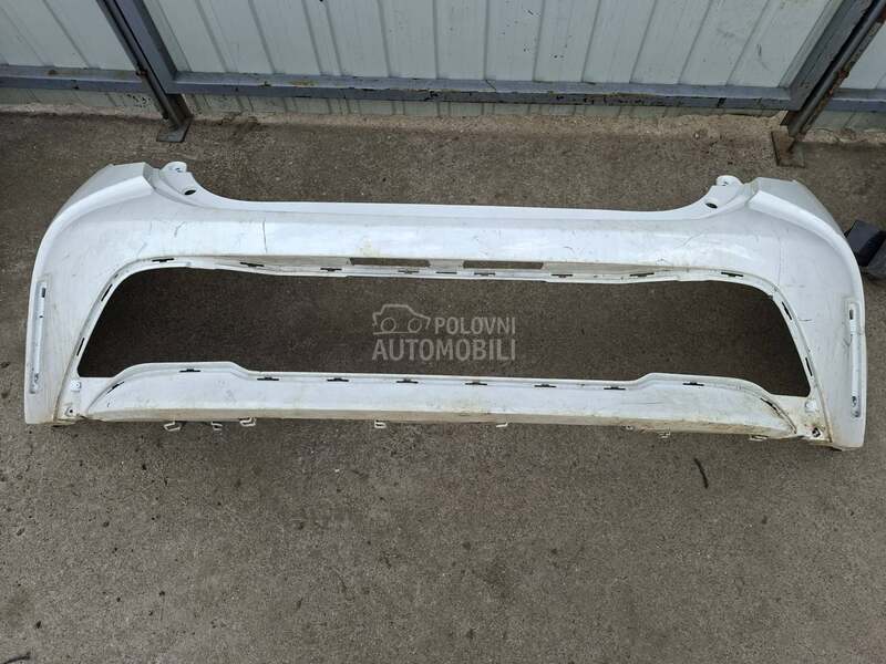 zadnji branik za Toyota Corolla