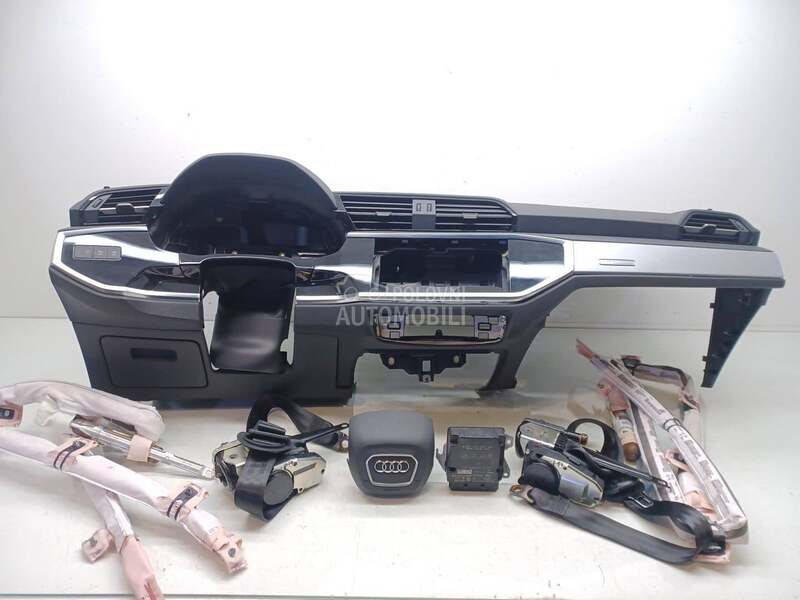 Airbag set i instrument tabla za Audi Q3 od 2018. do 2024. god.