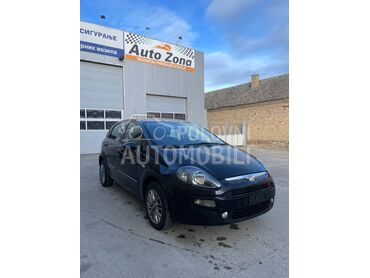 Fiat EVO , 3.799 €, 2012. Hečbek, Benzin | 1368 cm3, 229.000 km, 57kW (77 KS), Manuelni 5 brzina, 4/5 vrata, 5 sedišta, Alibunar