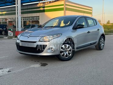 Renault Megane N A V I  K A M E R A, 4.099 €, 2011. Hečbek, Benzin | 1598 cm3, 227.586 km, 74kW (101 KS), Manuelni 5 brzina, 4/5 vrata, 5 sedišta, Bečej