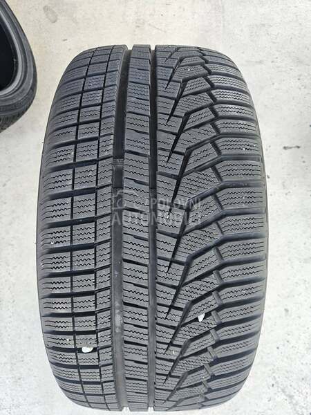 Hankook 255/35 R19 Zimska