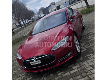 Tesla Model S S85D - 4x4 - MCU2, 19.500 €, 2016. Limuzina, Električni pogon, 235.000 km, 386kW (525 KS), Automatski / poluautomatski, 4/5 vrata, 5 sedišta, Stari Banovci