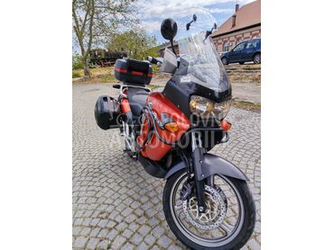Honda Varadero xl 1000 v, 3.100 €, 1999. , 1000 cm3, 40.845 km, 69kW (94 KS), Touring, Ruma
