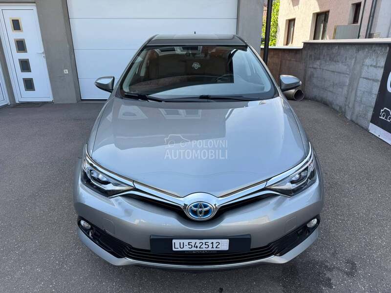 Toyota Auris 2017 photo 3