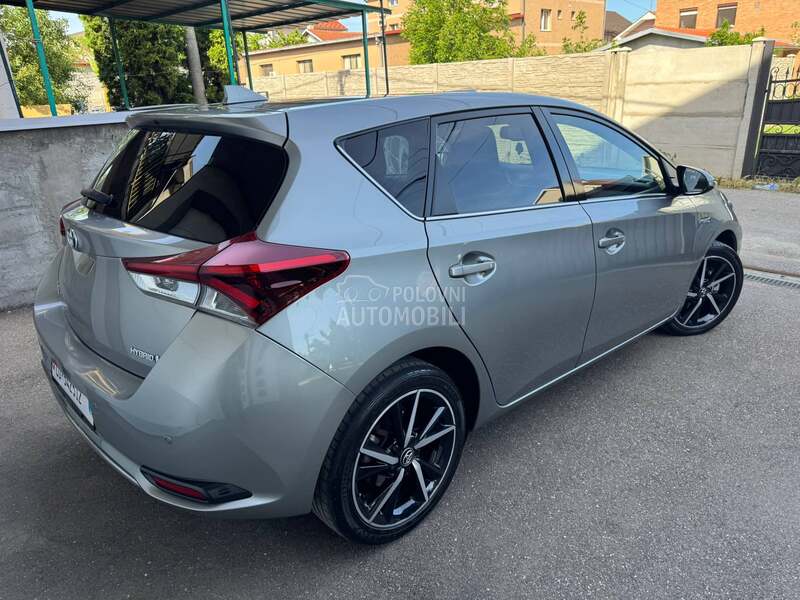 Toyota Auris 2017 photo 5