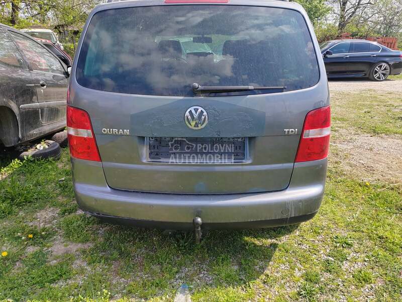 Volkswagen Touran 1.9 2007. god. -  kompletan auto u delovima