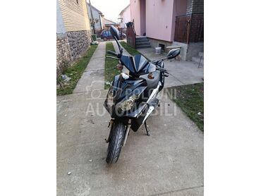 Sprint Exactly tek.reg, 700 €, 2008. , 49 cm3, 13.045 km, 3kW (4 KS), Scooter, Titel