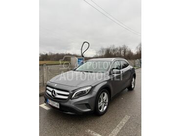 Mercedes Benz GLA 180 1.5d, 12.350 €, 2015. Džip/SUV, Dizel | 1461 cm3, 184.000 km, 80kW (109 KS), Manuelni 6 brzina, 4/5 vrata, 5 sedišta, Petrovac Na Mlavi