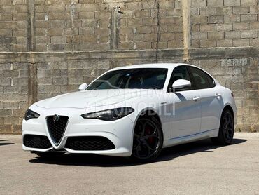 Alfa Romeo Giulia 2.0 Q4 Veloce Aut, 21.699 €, 2017. Limuzina, Benzin | 1995 cm3, 175.500 km, 206kW (280 KS), Automatski / poluautomatski, 4/5 vrata, 5 sedišta, Novi Beograd