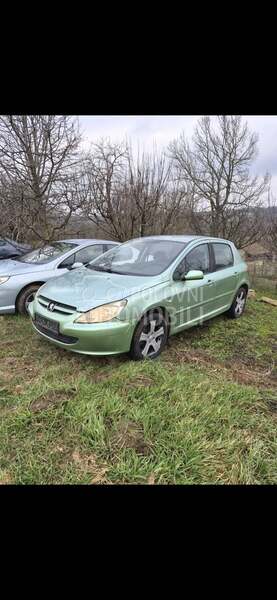 Krilo zeleno KSMC za Peugeot 307 od 2001. do 2005. god.